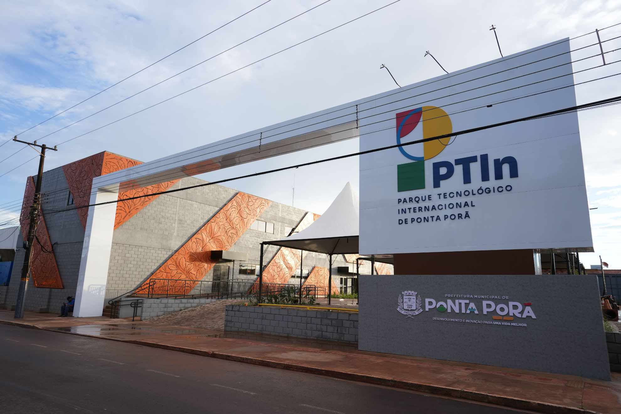 Parque Tecnológico Internacional de Ponta Porã é inaugurado com foco em startups e inovação na fronteira Brasil-Paraguai