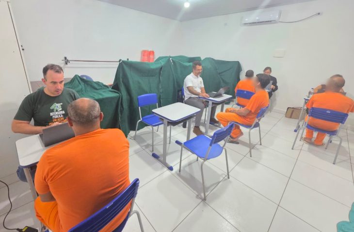 Mutirão jurídico em Corumbá garante direitos a internos do presídio