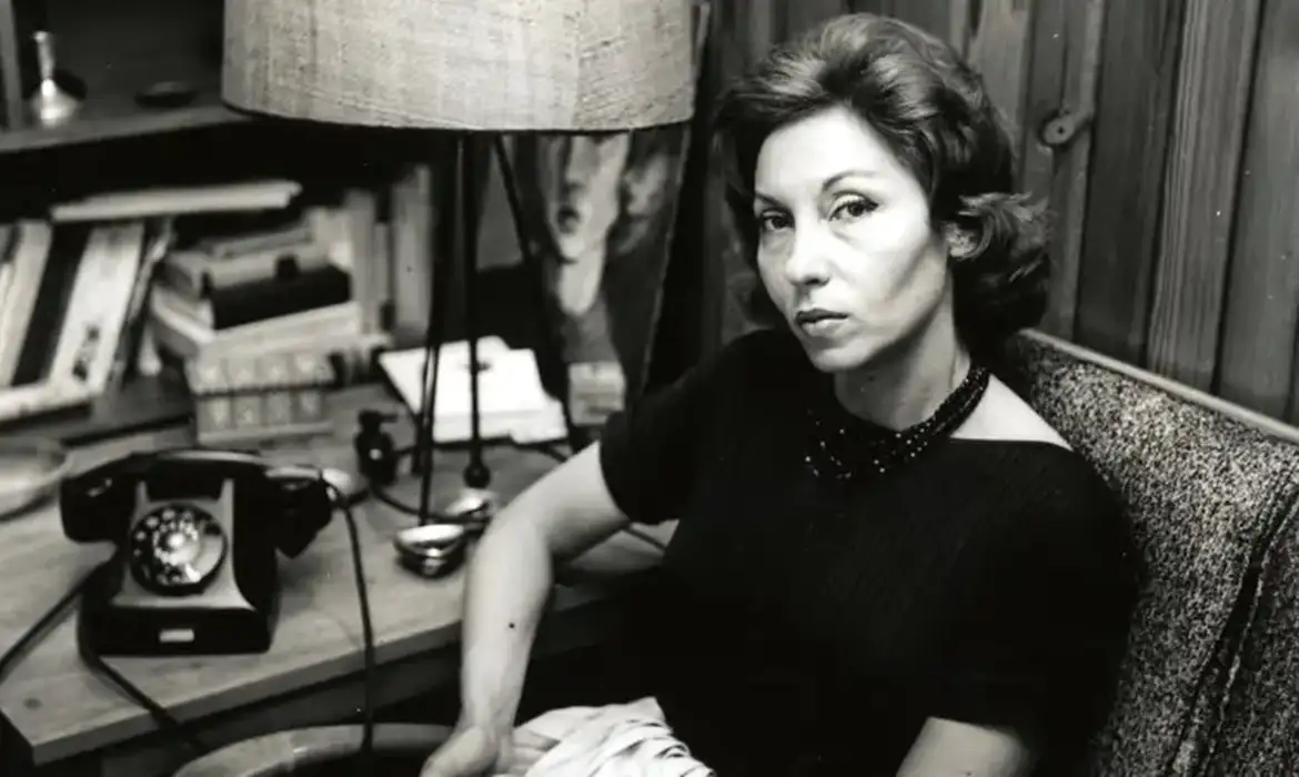 Projeto Parque de Ideias celebra Clarice Lispector com palestra e peça no Rio