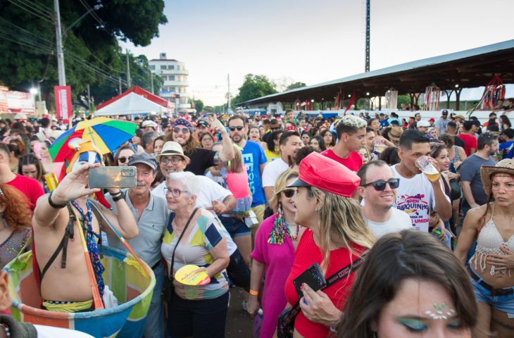 Carnaval de Campo Grande 2026 atrai mais de 100 mil foliões com R$ 2,6 mi