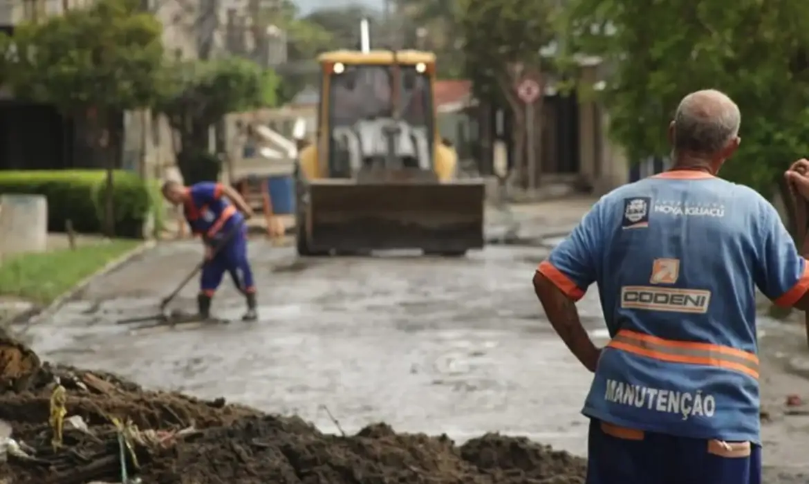 Defesa Civil mobiliza ações emergenciais após fortes chuvas no RJ