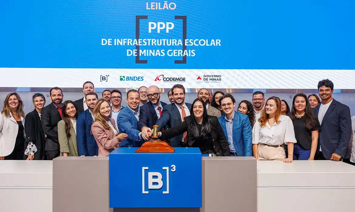 Setor privado assumirá gestão de infraestrutura em escolas mineiras
