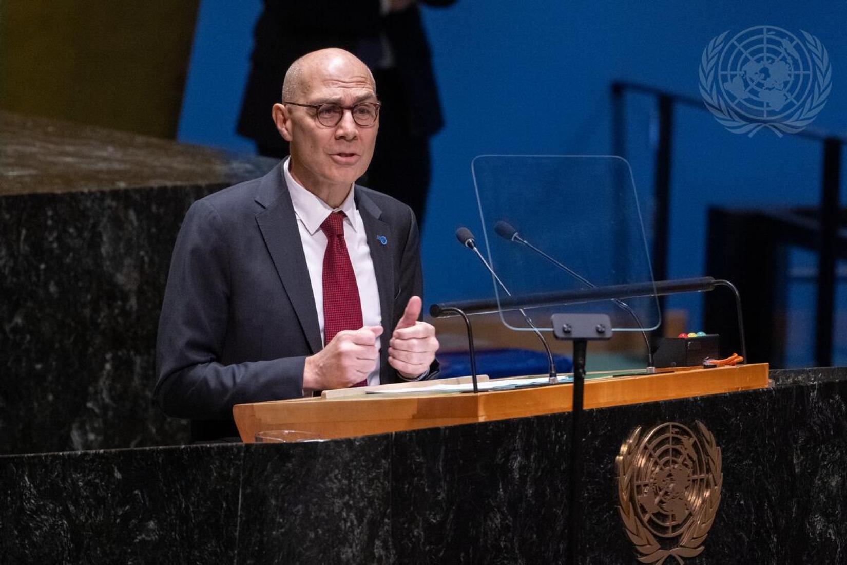 Alto Comissário da ONU alerta sobre riscos da inteligência artificial