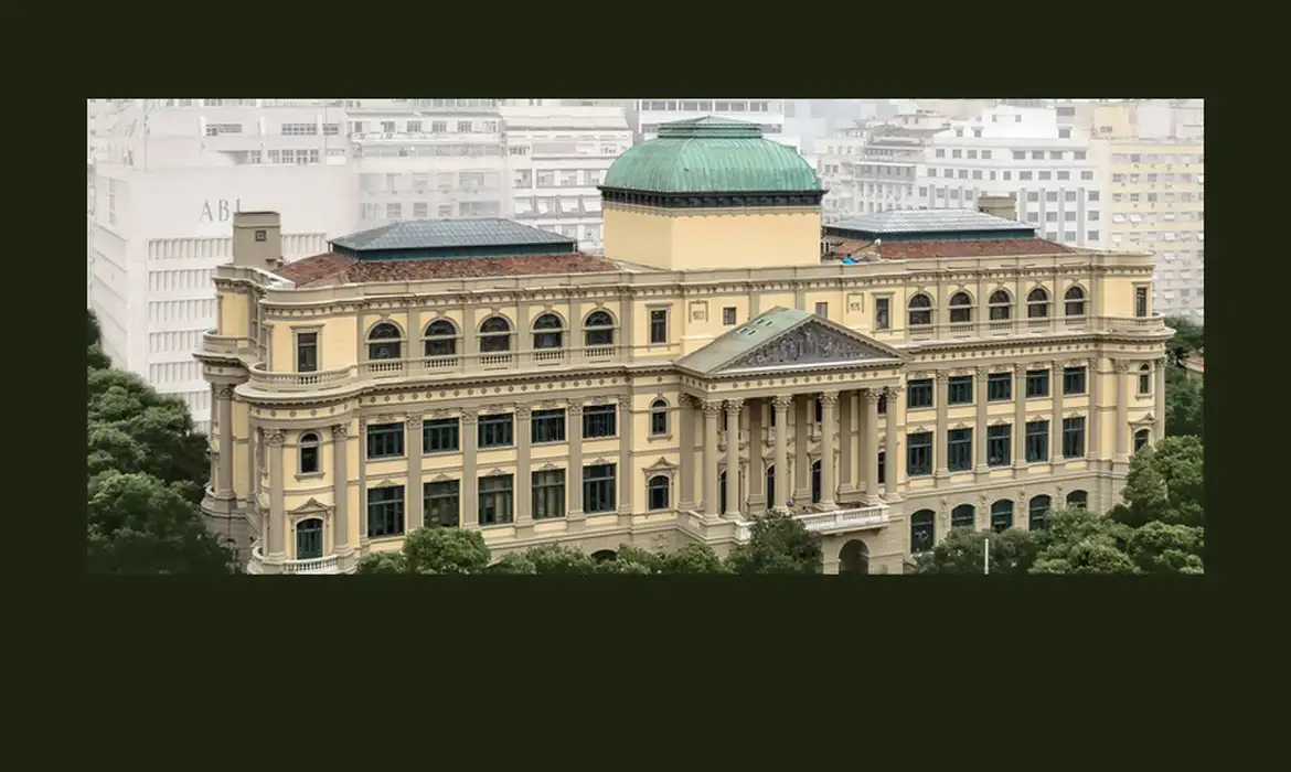 Prêmio Literário Biblioteca Nacional amplia categorias com crônica