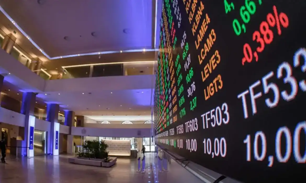Ibovespa registra 18º recorde em 2026 e se aproxima dos 200 mil pontos