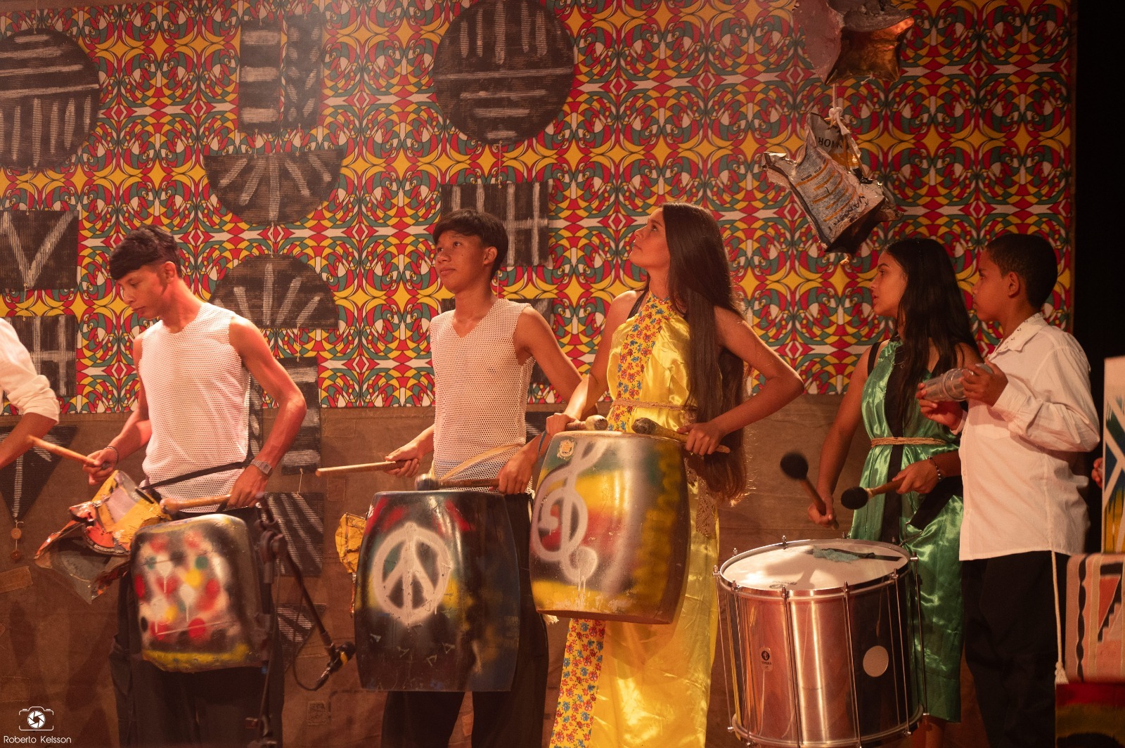 Teatro Aracy Balabanian Recebe Show da Banda BatuqueCanta no Sábado