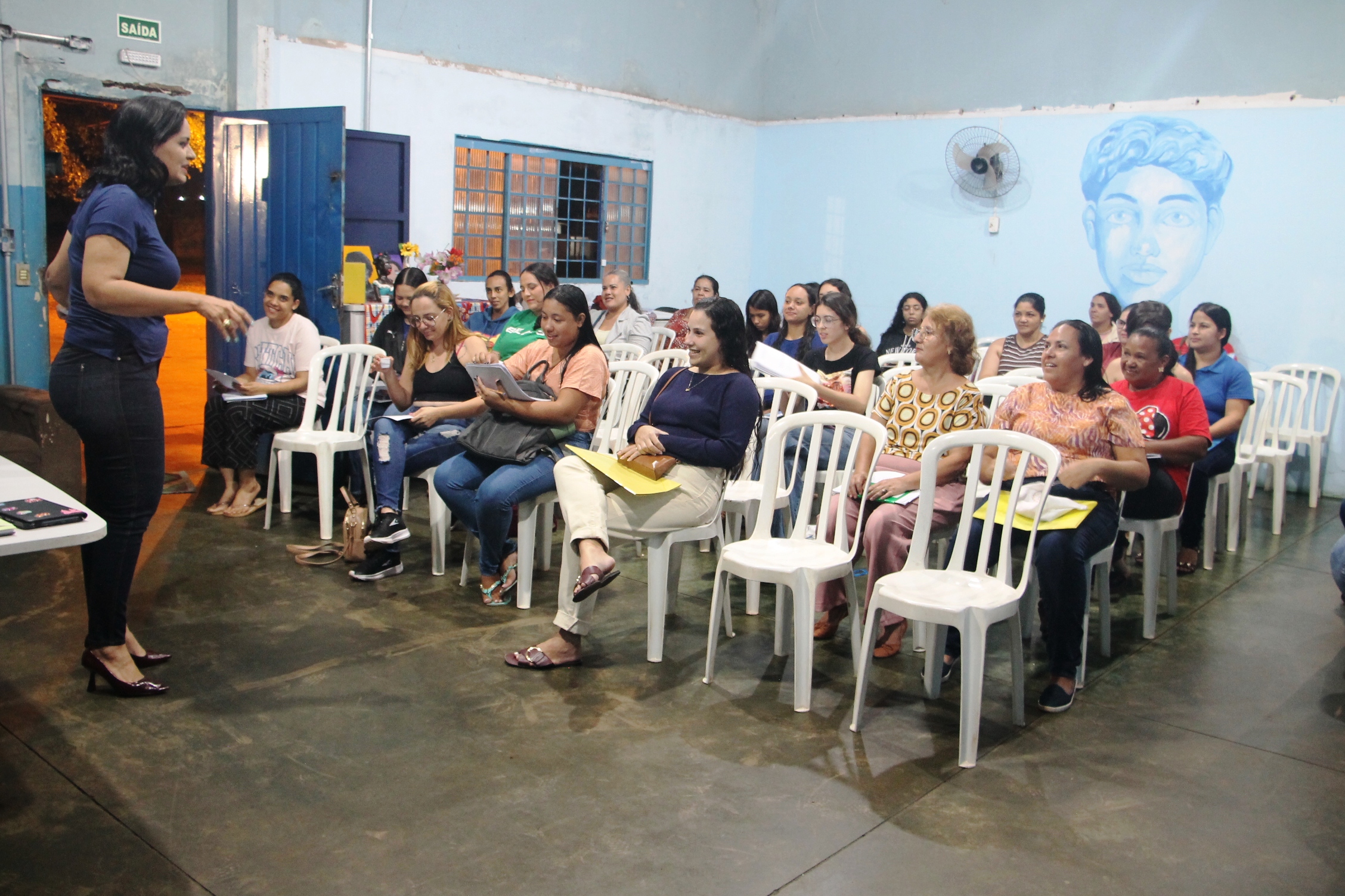 Semu capacita 45 mulheres em curso de Assistente Administrativo