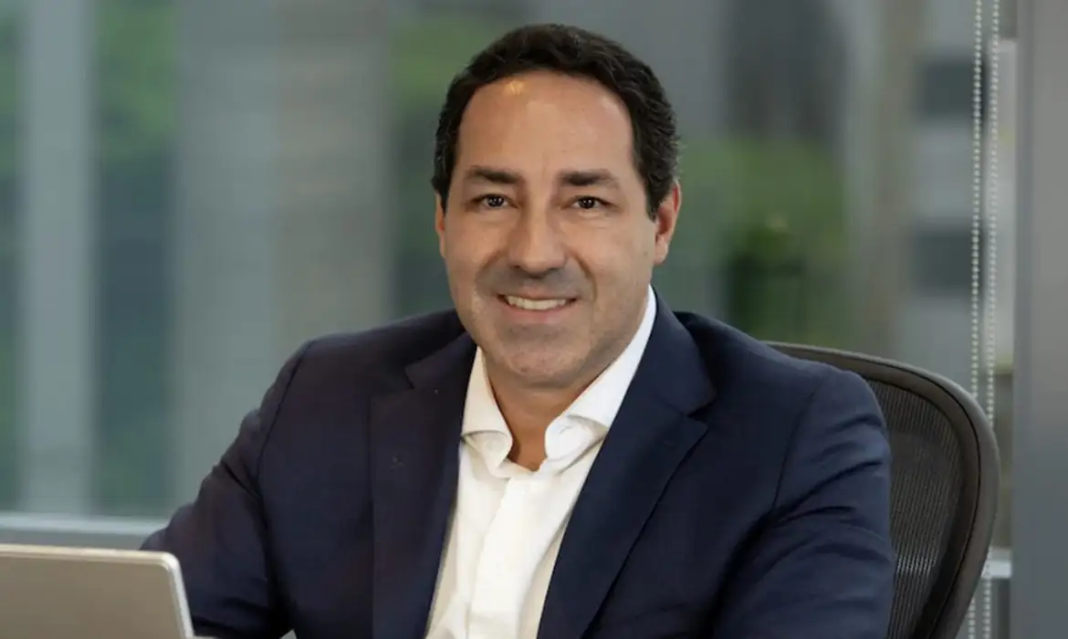PF investiga CEO do Grupo Fictor por fraudes milionárias contra a Caixa