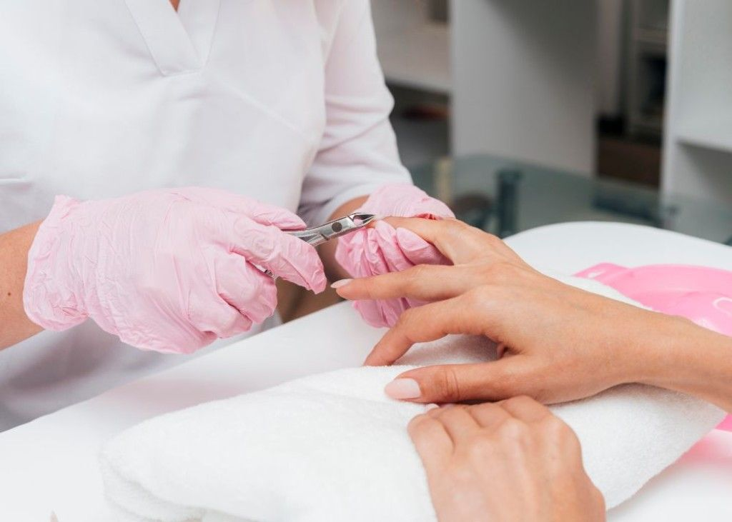 Curso gratuito de Manicure e Pedicure é adiado pela Sejuv