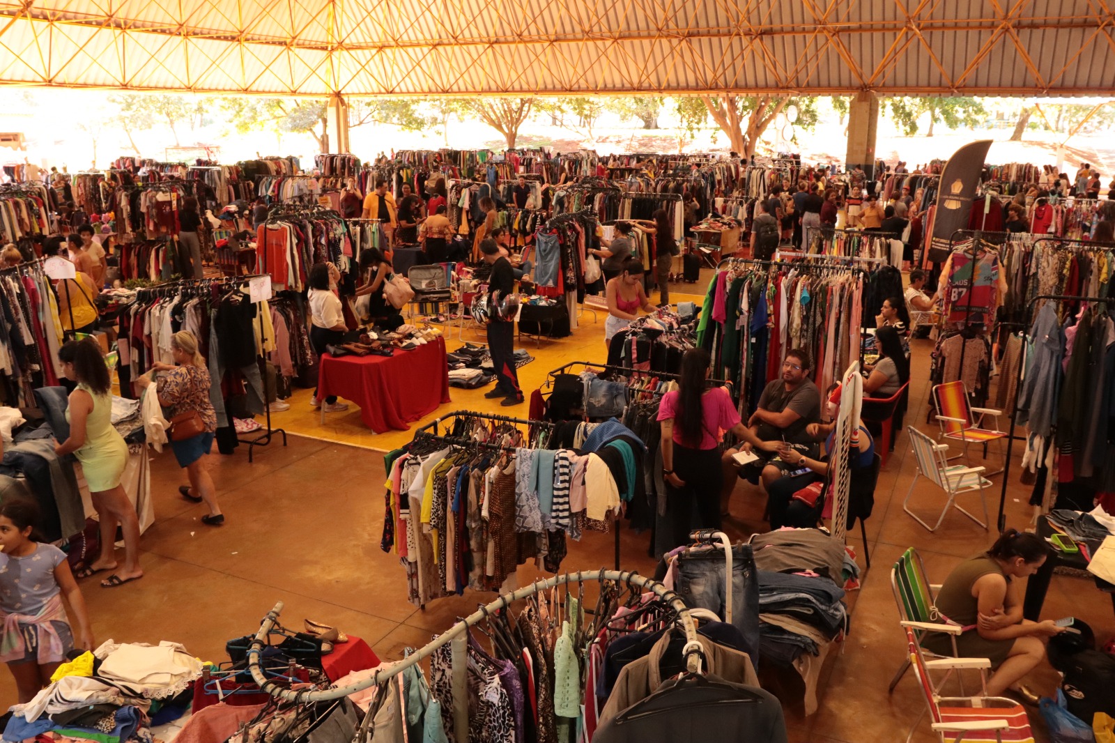 Desapega CG: Feira de Brechós ocorre neste sábado no Parque Jacques da Luz
