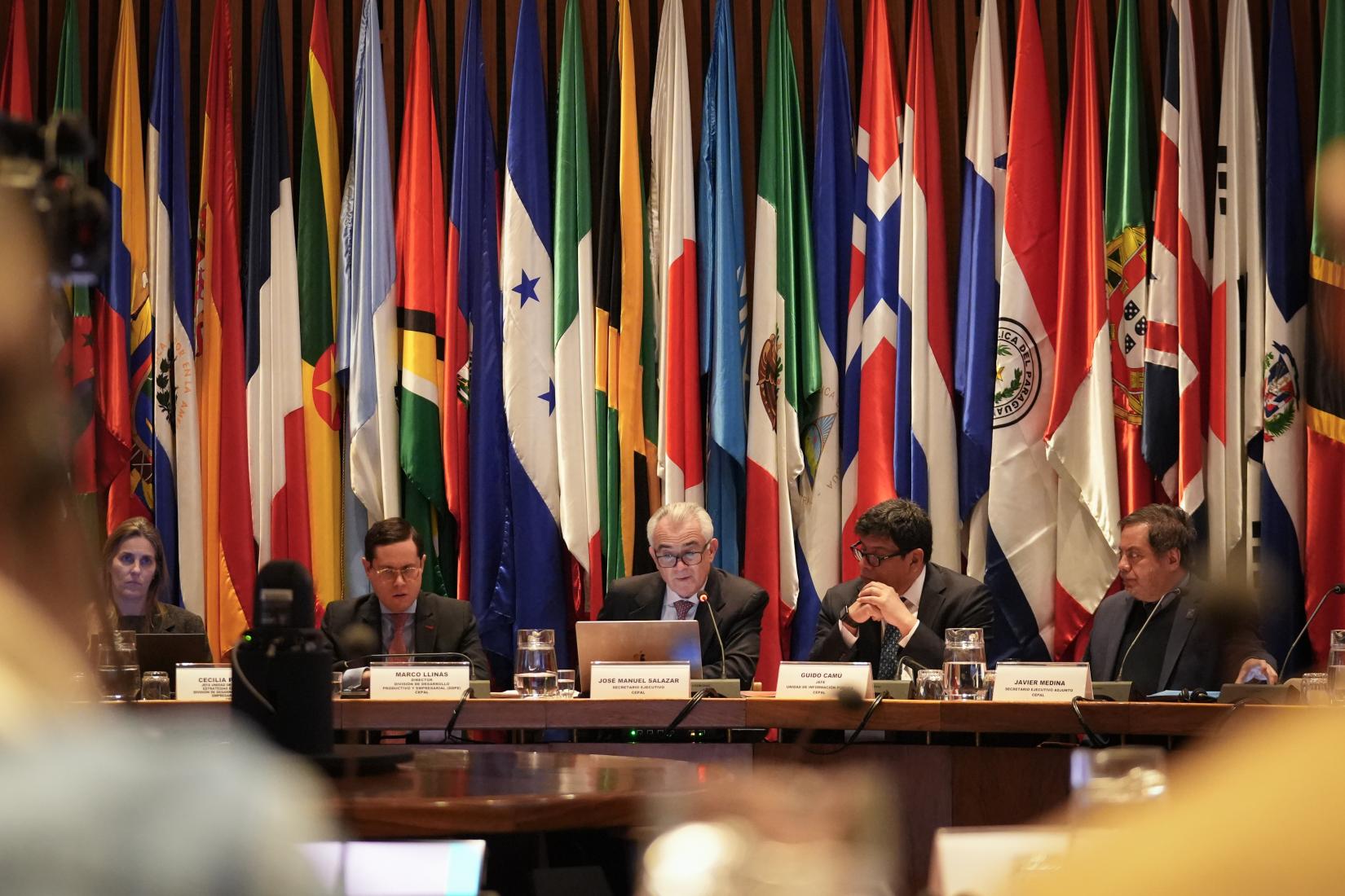 Brasil lidera investimento estrangeiro na América Latina com 40% em 2025