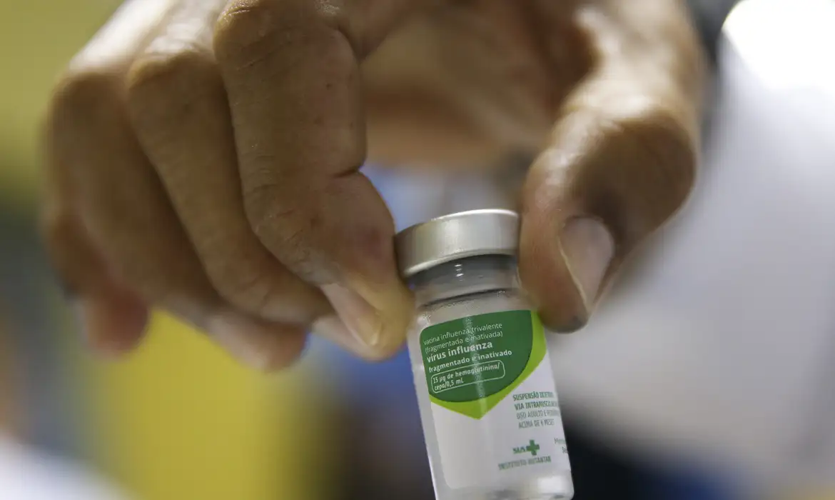 Surto de Influenza A eleva casos graves em várias regiões do Brasil