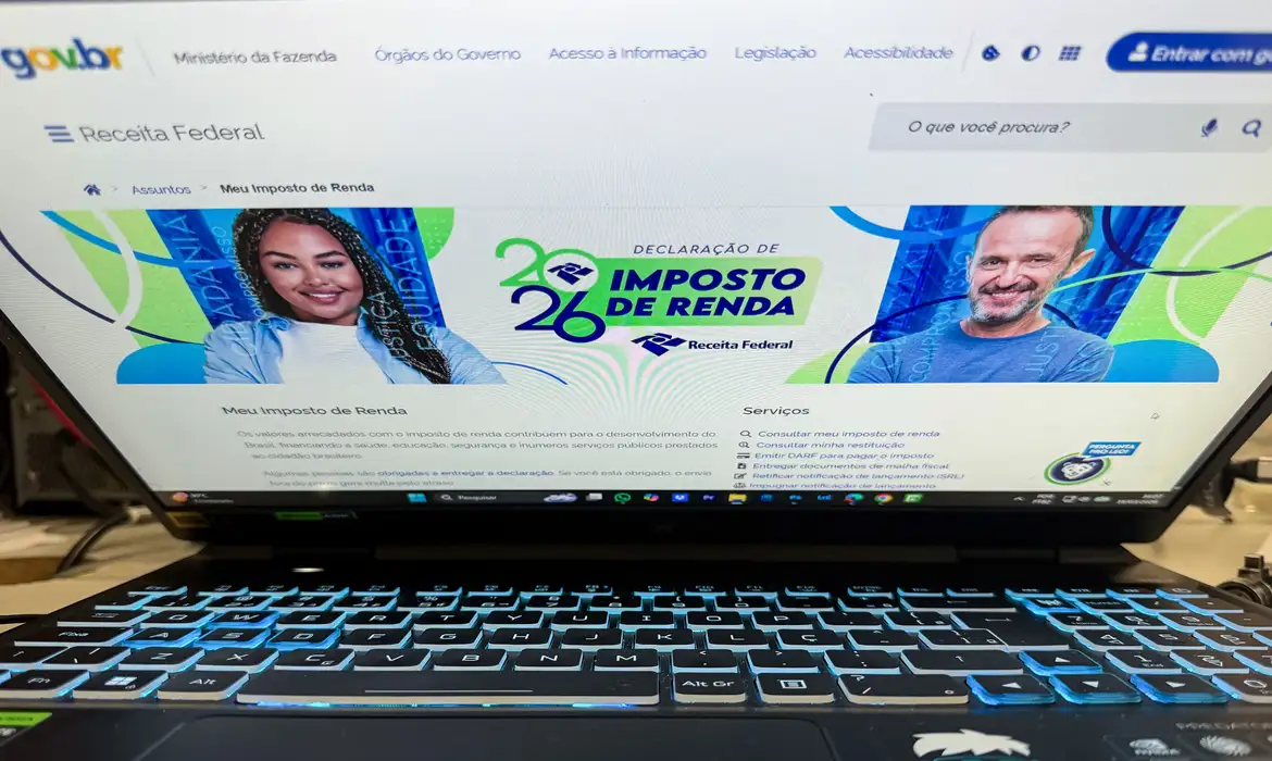 Mais de 1 milhão entregam declaração do IRPF no primeiro dia