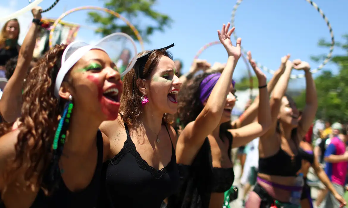 Março 2026: datas e lutas por igualdade e saúde no Brasil