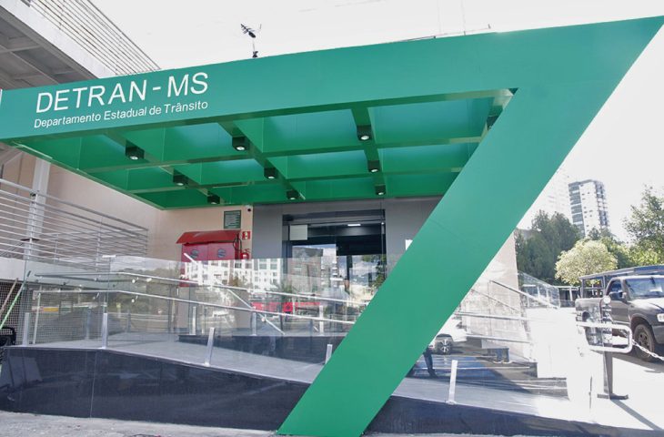 Detran-MS altera horários de atendimento em shoppings de Campo Grande