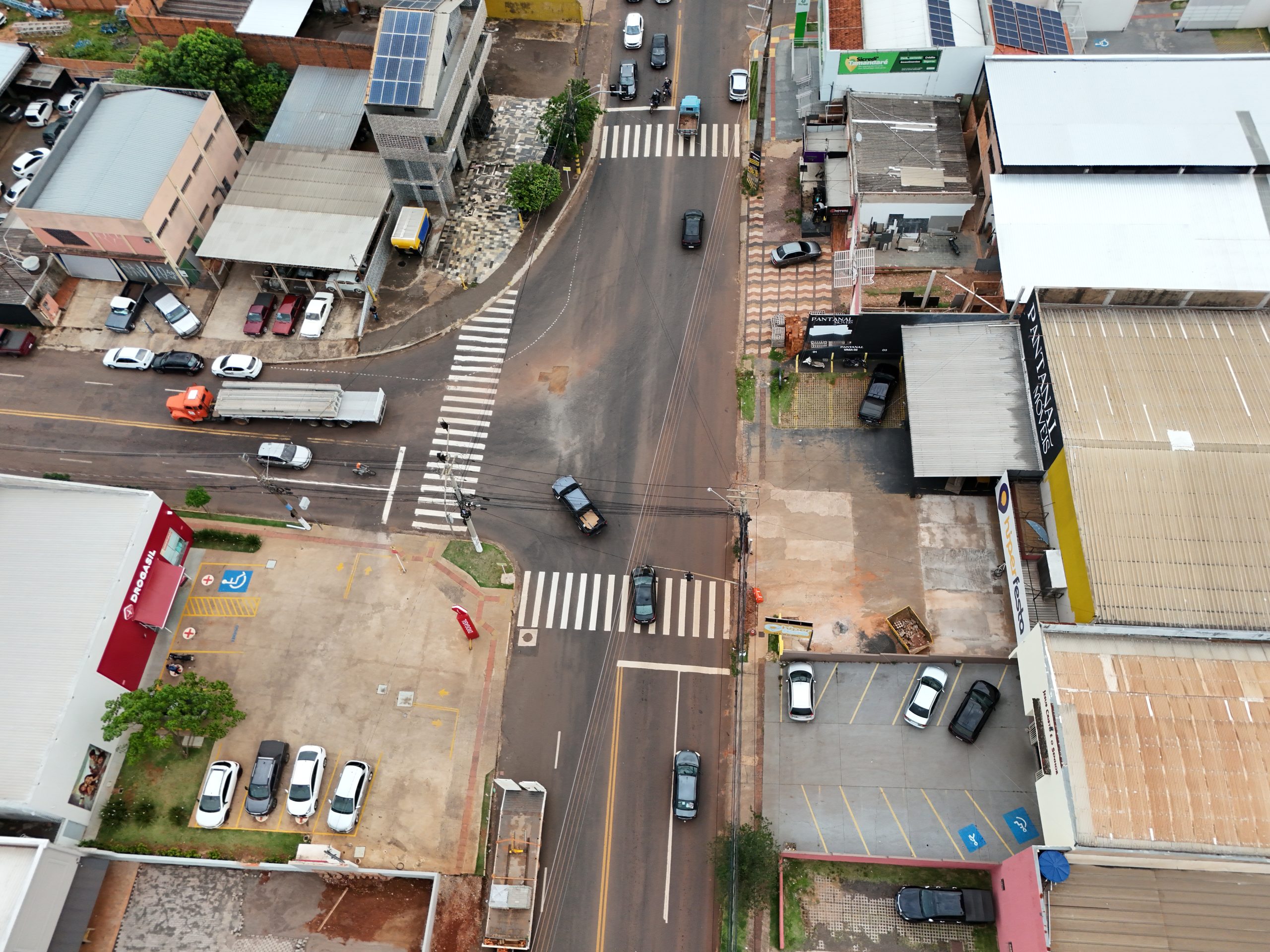 Obras noturnas fecham cruzamento na Região do Segredo nesta quarta e quinta