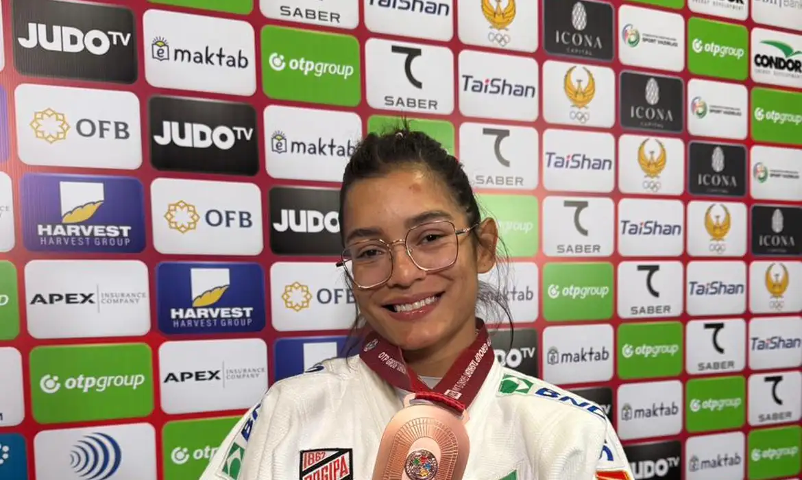 Jéssica Lima conquista bronze no Grand Slam de judô em Tashkent