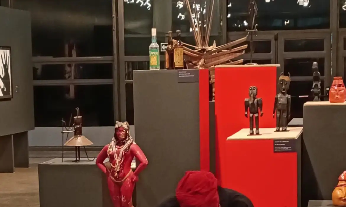 Exposição destaca importância de Exu na cultura afro-brasileira