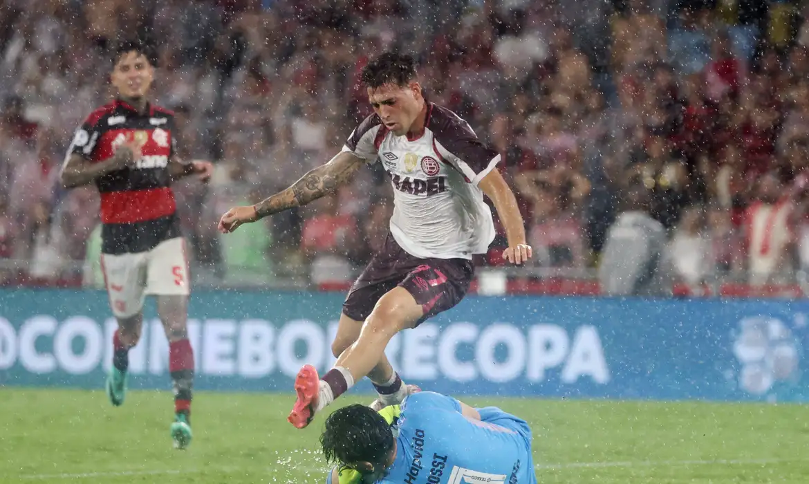 Flamengo perde para Lanús e fica com o vice na Recopa Sul-Americana