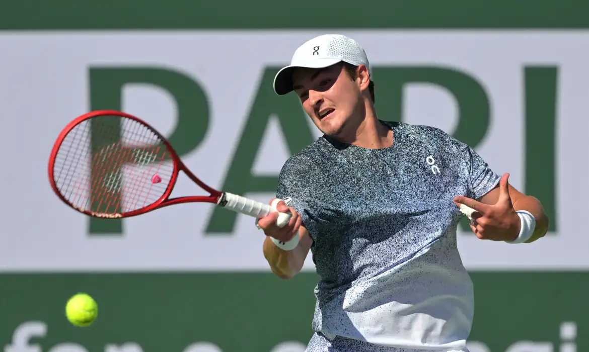 João Fonseca avança às oitavas no Masters 1000 de Indian Wells