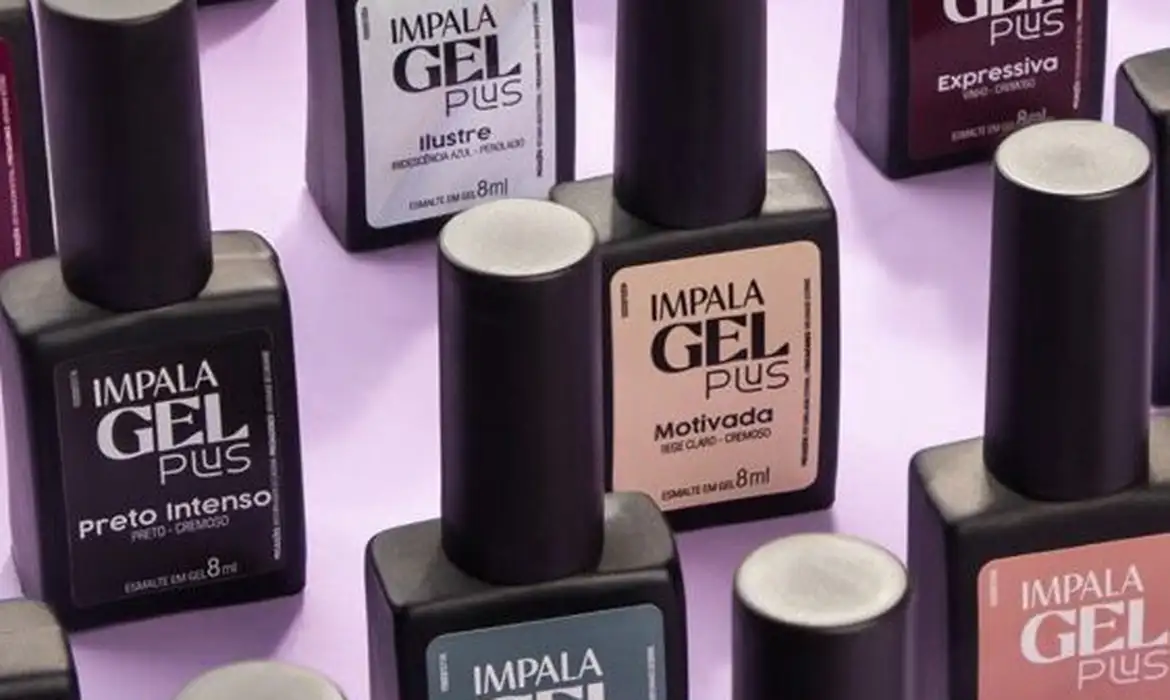 Anvisa ordena recolhimento de esmaltes em gel com substância proibida