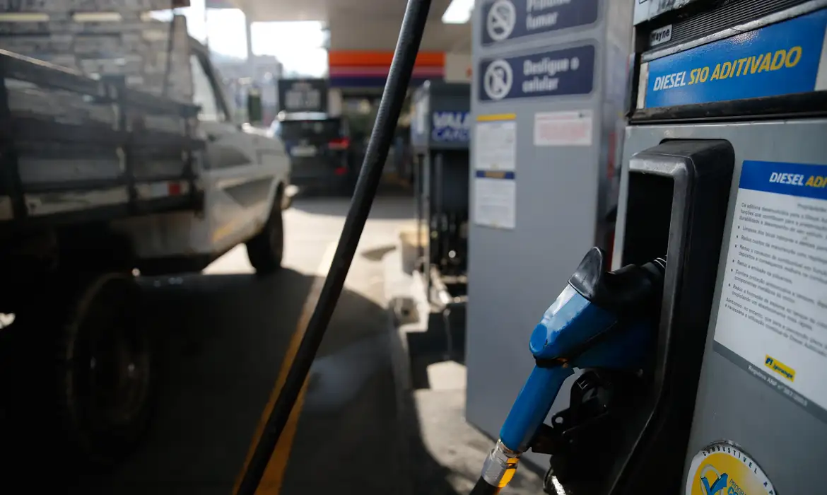 Diesel em falta atinge 166 cidades no Rio Grande do Sul