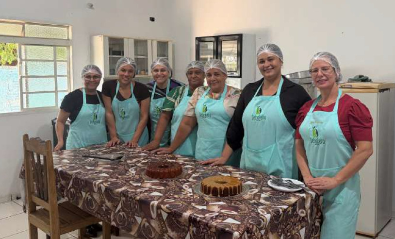 Capacitação em Gastronomia Empodera Mulheres em Água Clara, MS