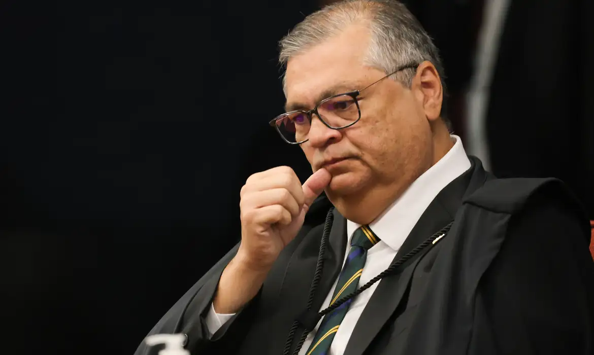 STF inicia julgamento para derrubar lei de SC que proibiu cotas raciais
