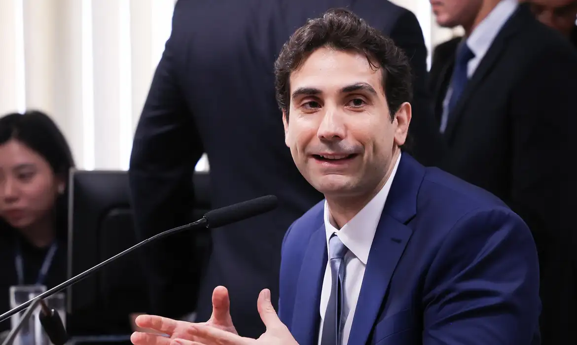 Presidente do Banco Central defende atuação técnica no caso Banco Master