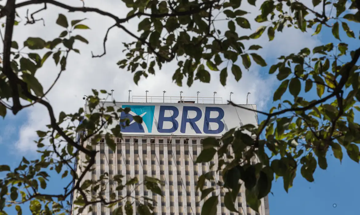 Justiça barra venda de área ambiental para salvar Banco de Brasília