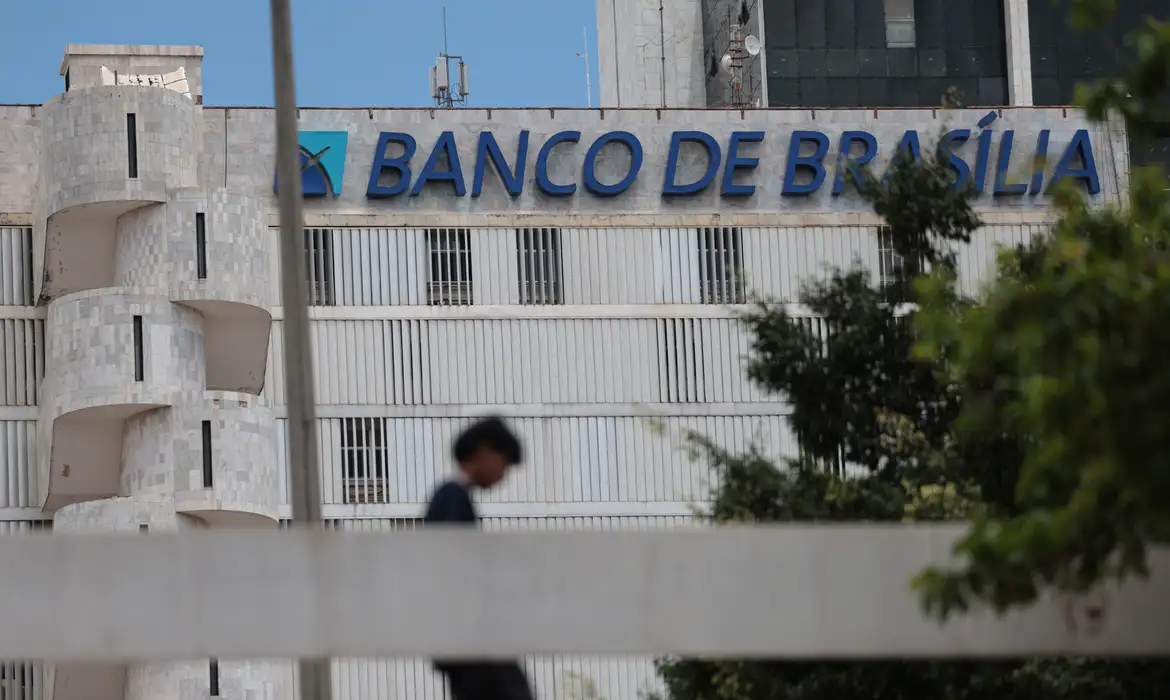 Fundo oferece R$ 15 bilhões para compra de ativos do BRB ligados ao Master