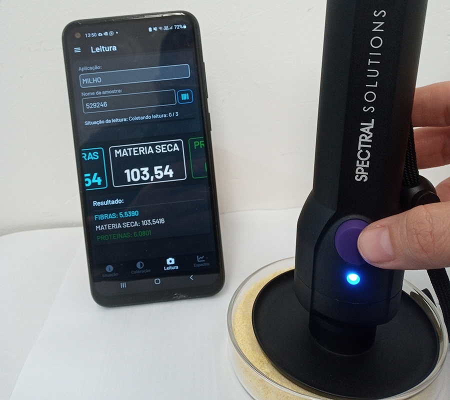 MicroNIR: inovação portátil para análise de grãos de milho e sorgo