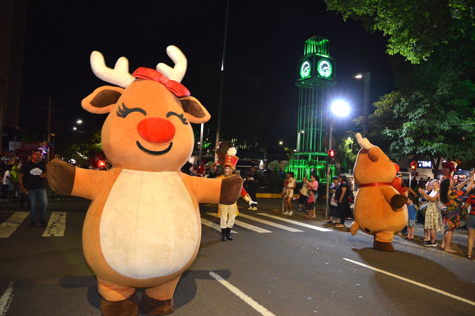 Campanha Natal Solidário do FAC busca arrecadar 20 mil brinquedos em Campo Grande