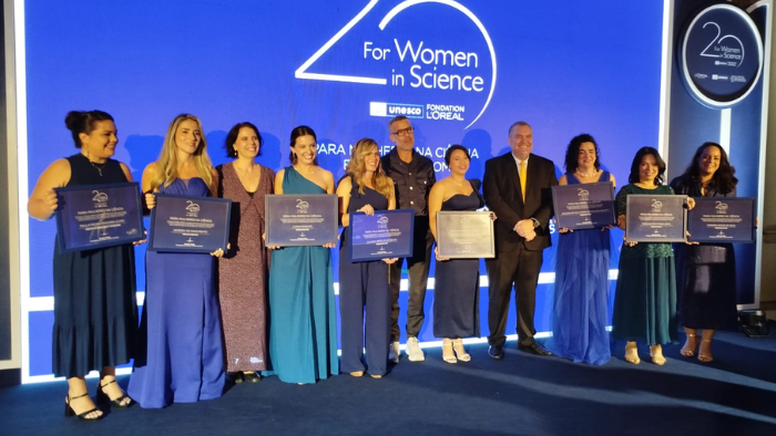 Cinco bolsistas da FAPESP vencem prêmio L'Oréal Mulheres na Ciência