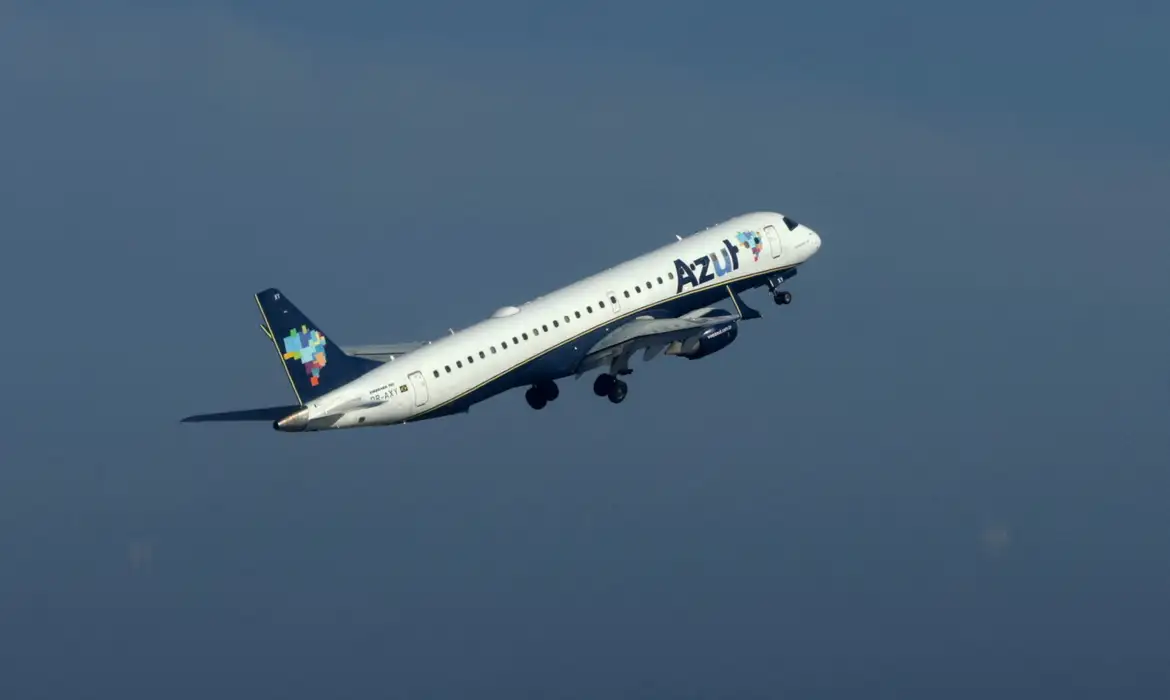 Azul firma investimento de US$ 200 mi com American e United Airlines