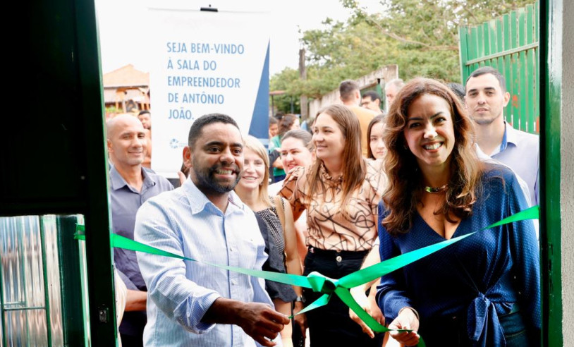 Antônio João inaugura Sala do Empreendedor para apoiar negócios locais
