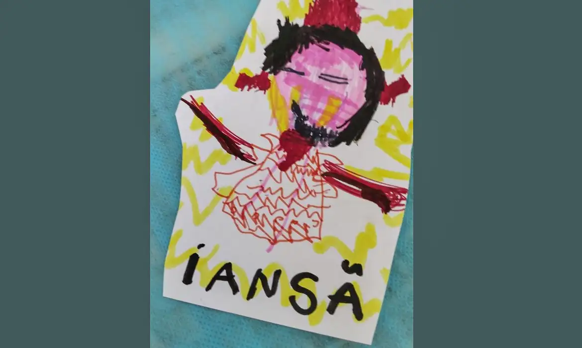 Pai é indiciado por intolerância após queixar-se de aula sobre orixás