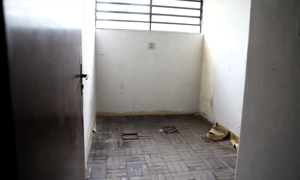 Unifesp identifica cela onde ditadura simulou suicídio de Herzog