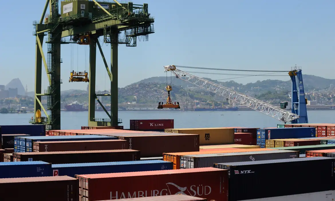 CMN flexibiliza regras do Proex para facilitar exportações brasileiras