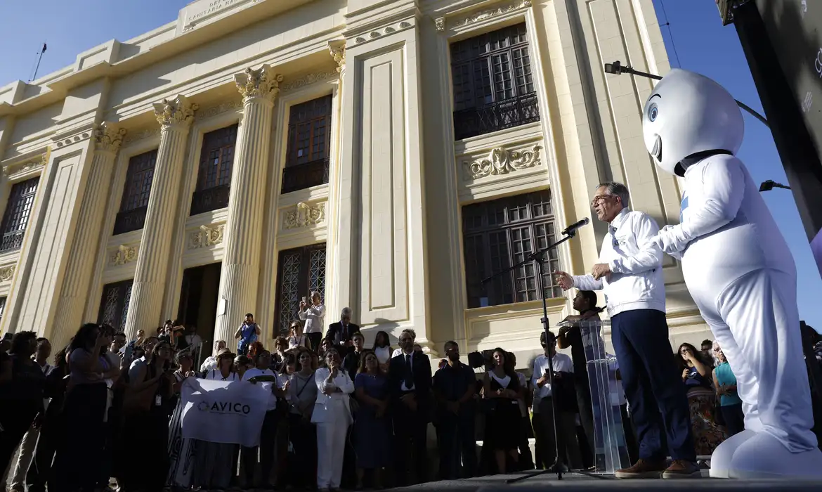 Memorial da Pandemia homenageia vítimas da covid-19 no Rio