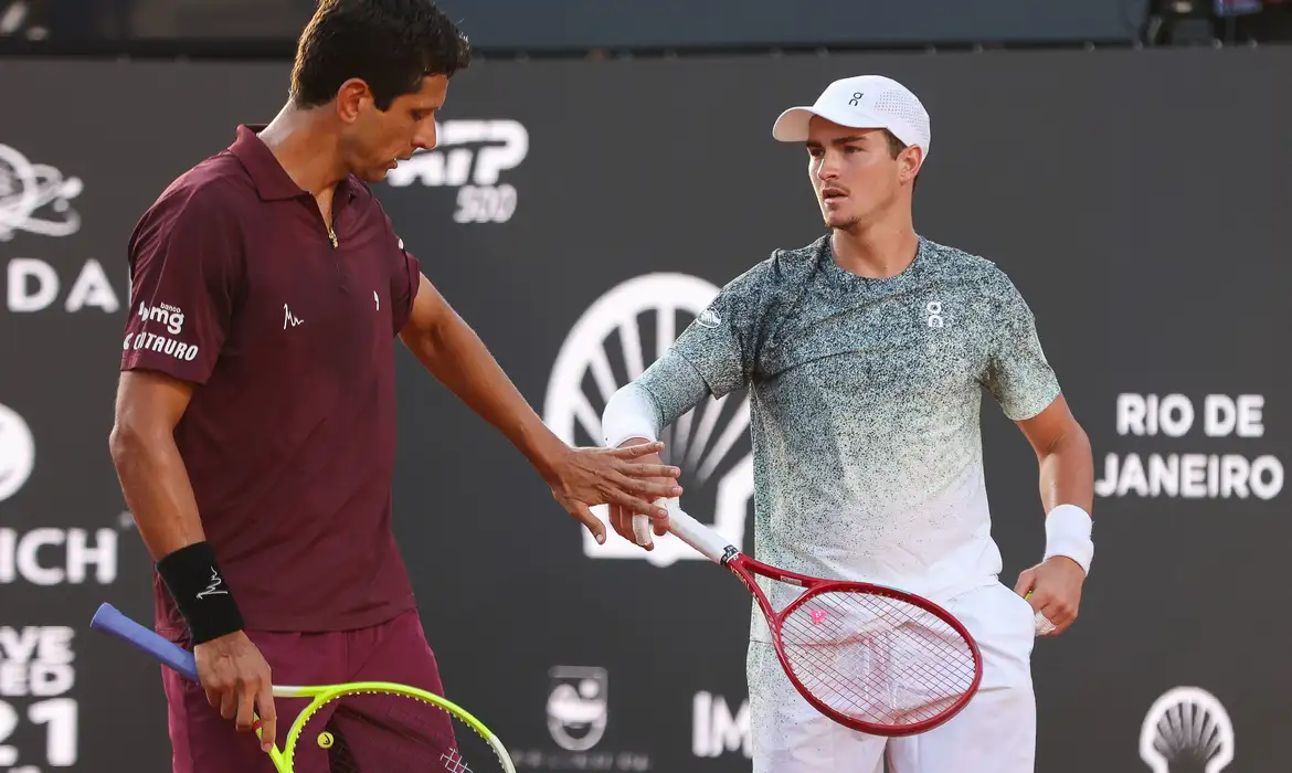 João Fonseca e Marcelo Melo conquistam primeira vitória no Rio Open