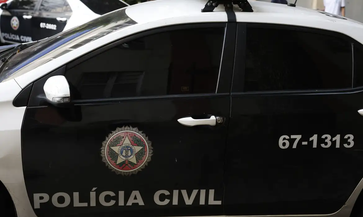 Vereador do Rio é preso por suspeita de ligação com Comando Vermelho