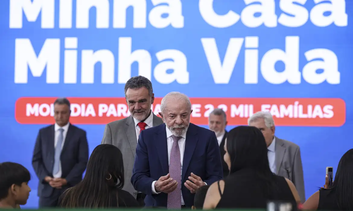 Governo entrega mais de 2 mil casas do Minha Casa, Minha Vida