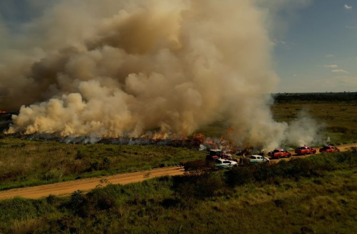 Queima Prescrita no Parque das Várzeas do Rio Ivinhema Combate Incêndios em MS