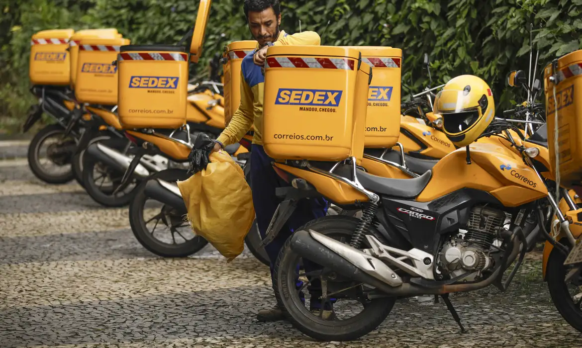 Plano de Demissão Voluntária dos Correios atinge 30% da meta com 3.075 adesões