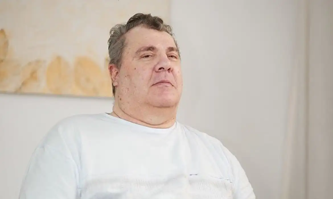 Ator Gerson Brenner, ícone das novelas dos anos 90, morre aos 66 anos