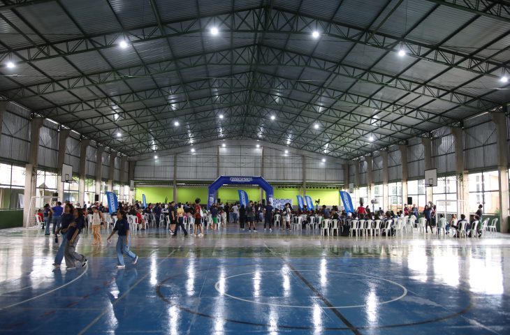 Escola Rui Barbosa inaugura quadra poliesportiva em Campo Grande