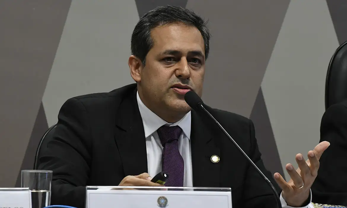 Presidente da Unafisco depõe à PF como investigado no inquérito das fake news