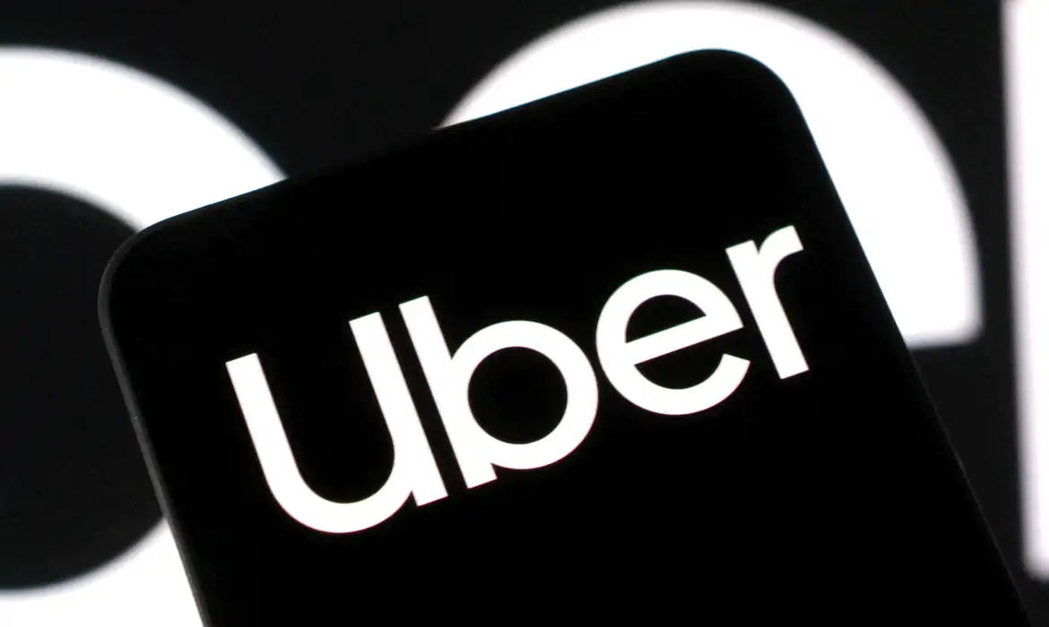 Uber condenada a indenizar líder religiosa por intolerância em João Pessoa