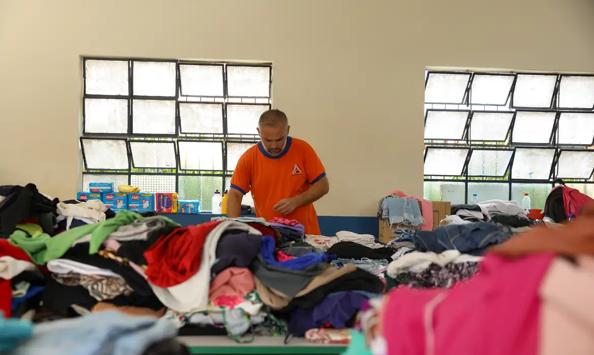 Governo libera R$ 60 milhões para reconstrução de escolas em MG